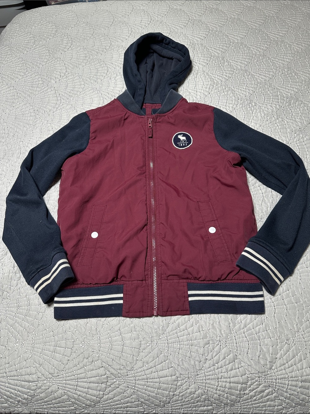 Abercrombie Kids Boys Maroon and Navy Hooded Jacket, EUC, Size 13/14